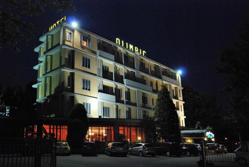 Hotel Olimpic — photo 1 of 19