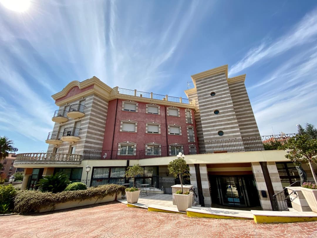 ALI HOTELS - Palace — photo 1 of 1