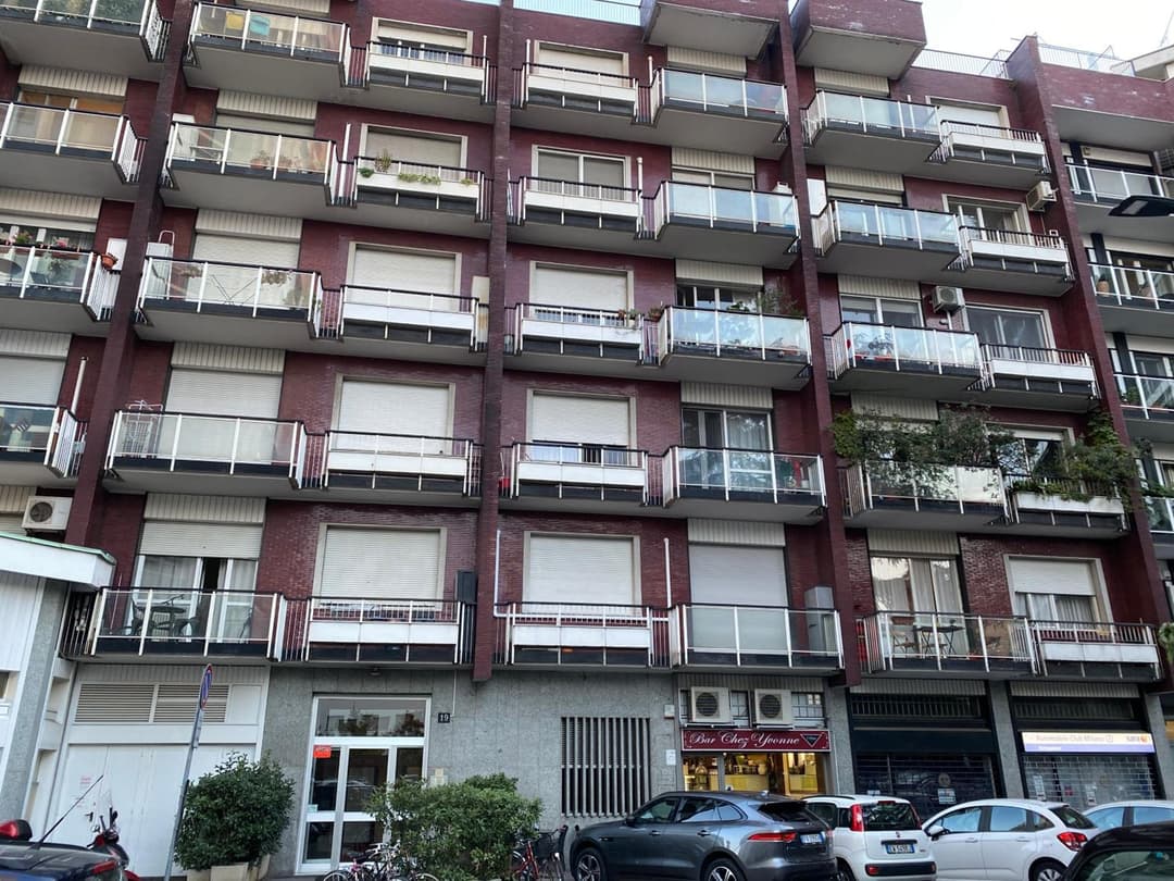 La Bella Milano-Les Nubles Sabotino — photo 1 of 45