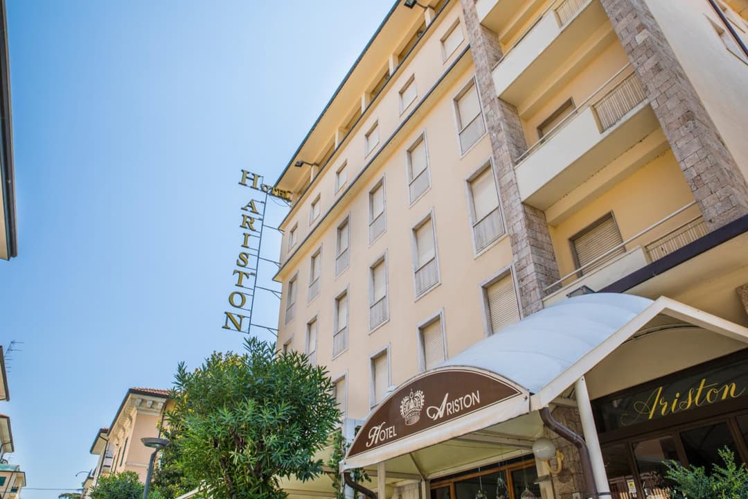 Hotel Ariston & Spa — photo 1 of 105