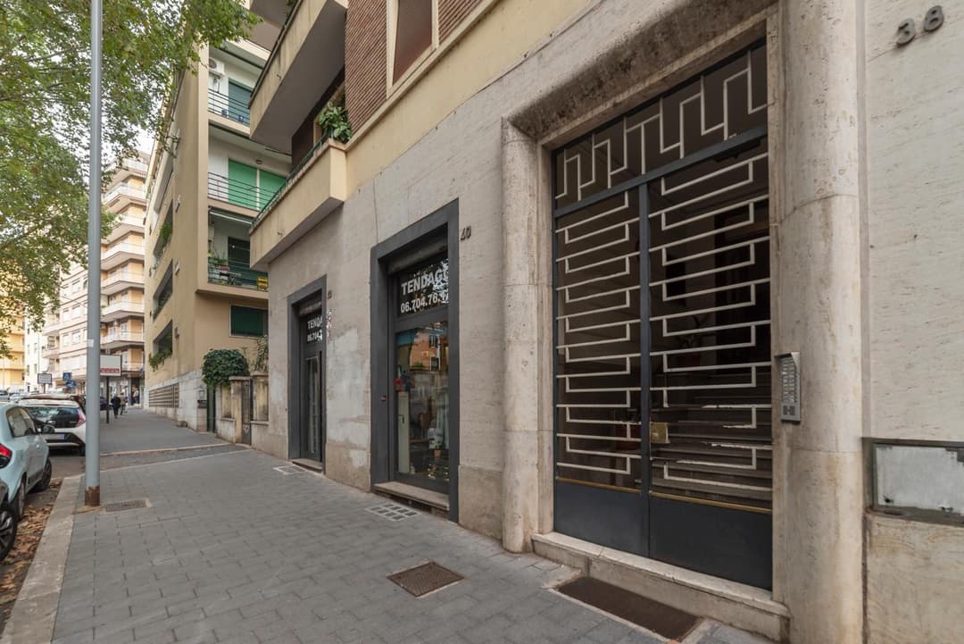 GuestHost - Piazza Re di Roma Apartment — photo 1 of 1