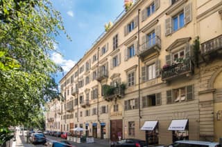 GuestHost - Piazza Vittorio Veneto Elegant Flat