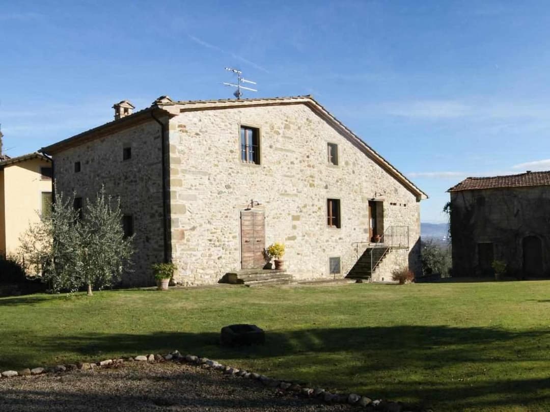 Appartamenti con cucina nelle colline toscane — photo 1 of 1