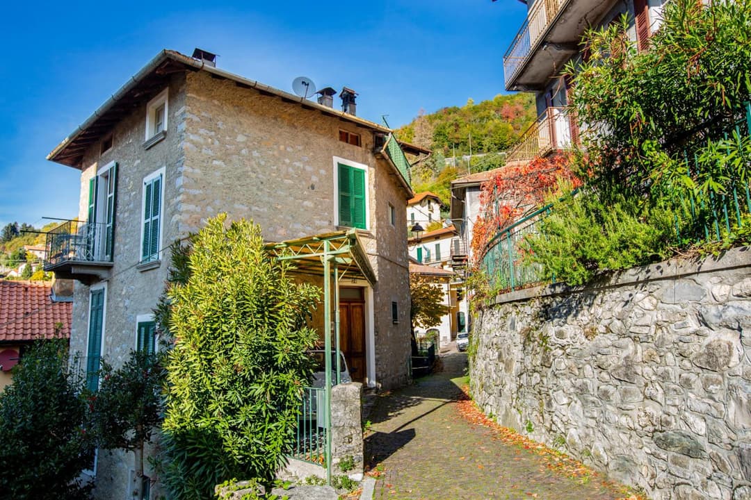 Vecchia Perledo 1907 — photo 1 of 71