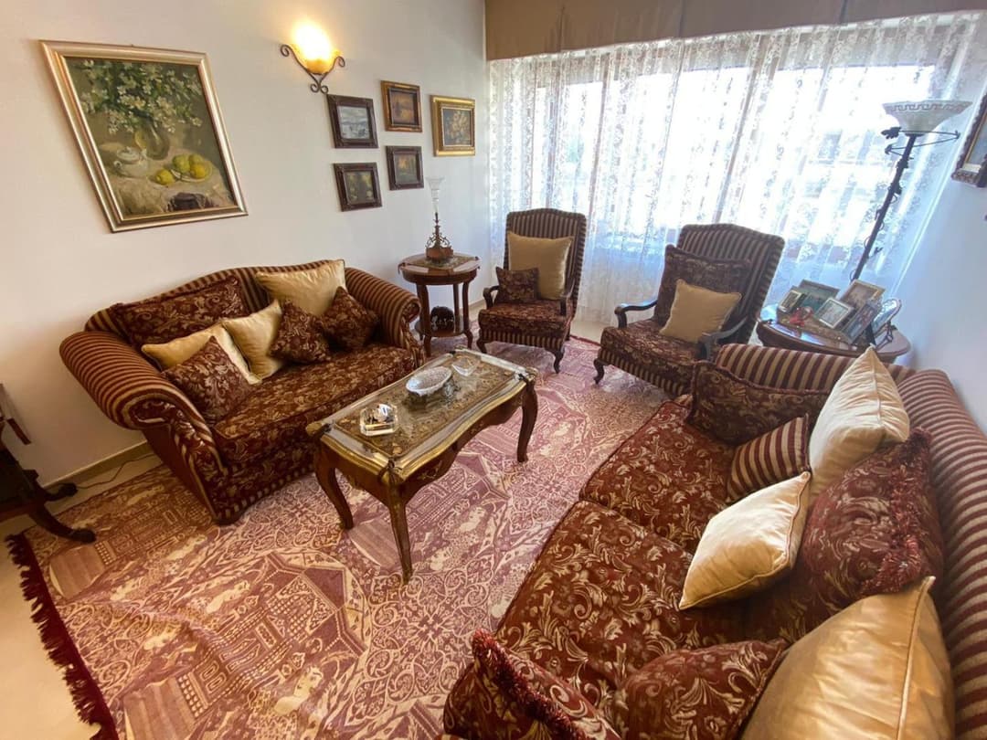 B&B LARAZZO — photo 1 of 1