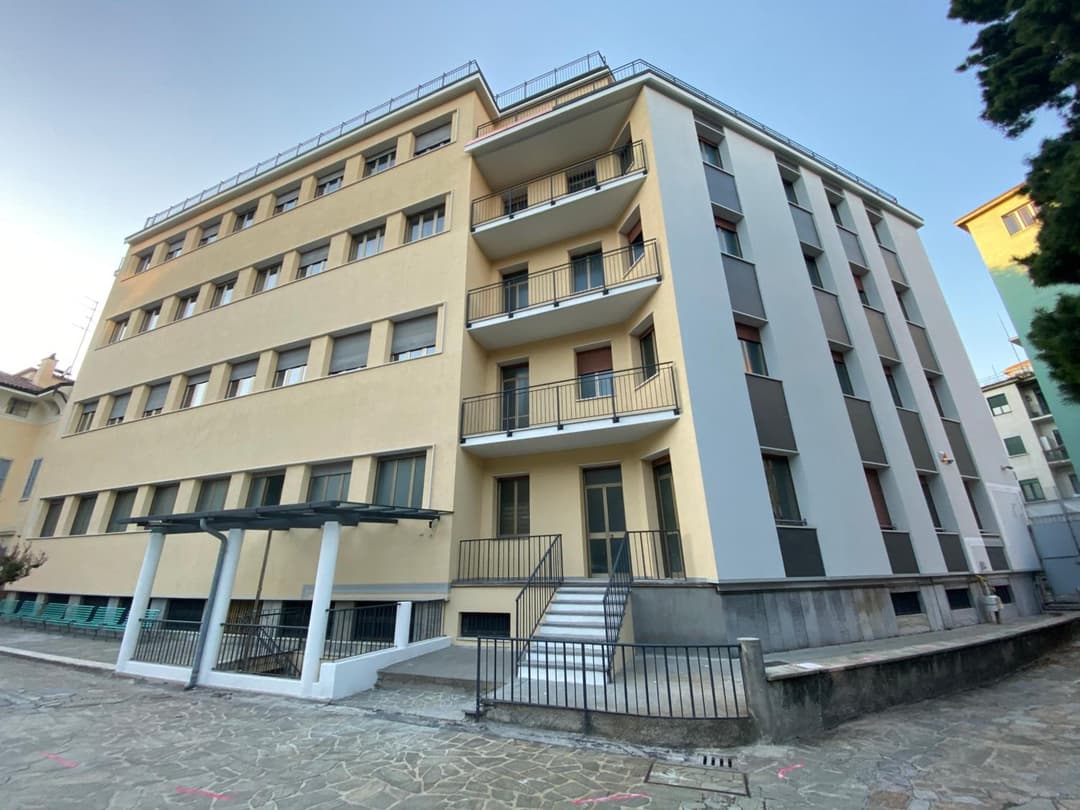 Bob W Milan Ticinese — photo 1 of 1