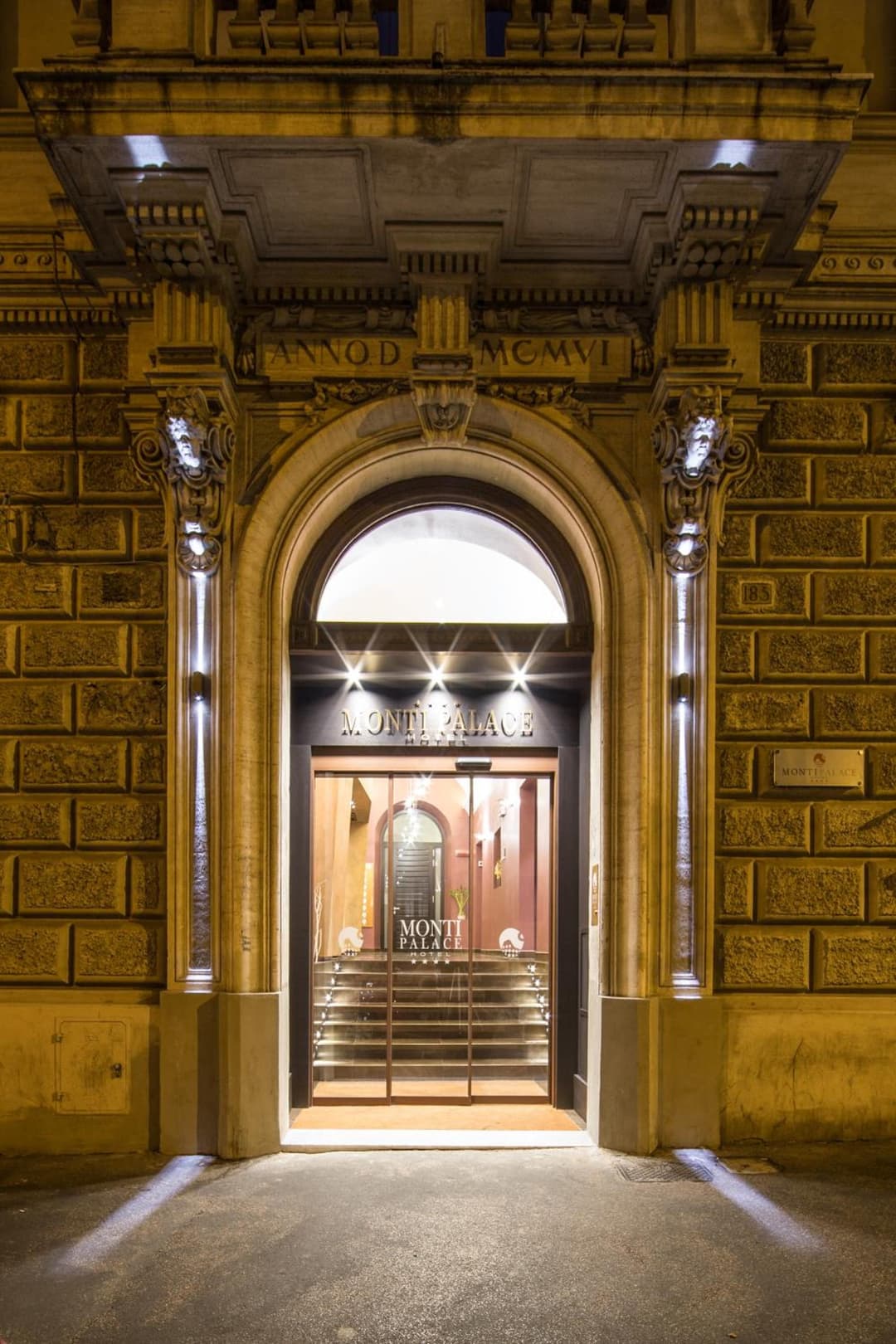 Monti Palace Hotel — photo 1 of 1