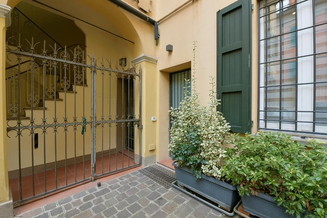 MANDRIA APARTMENTS 1 2 — photo 1 of 47