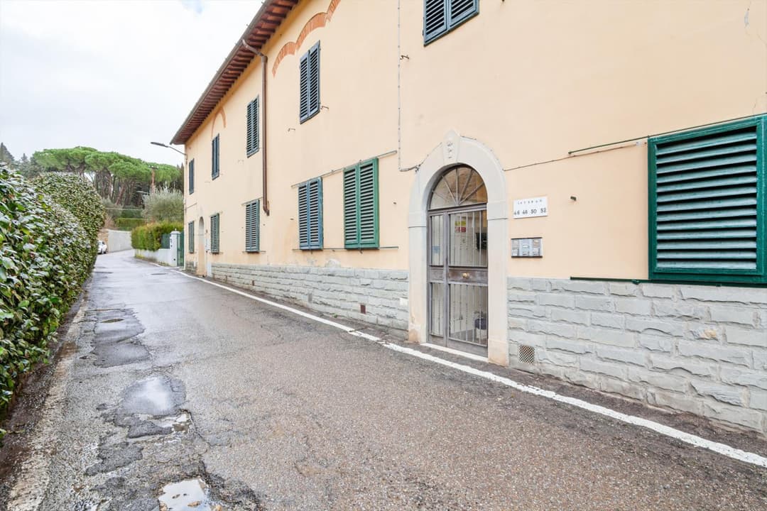 GuestHost - Coverciano Modern Apartment with Patio! — photo 1 of 1