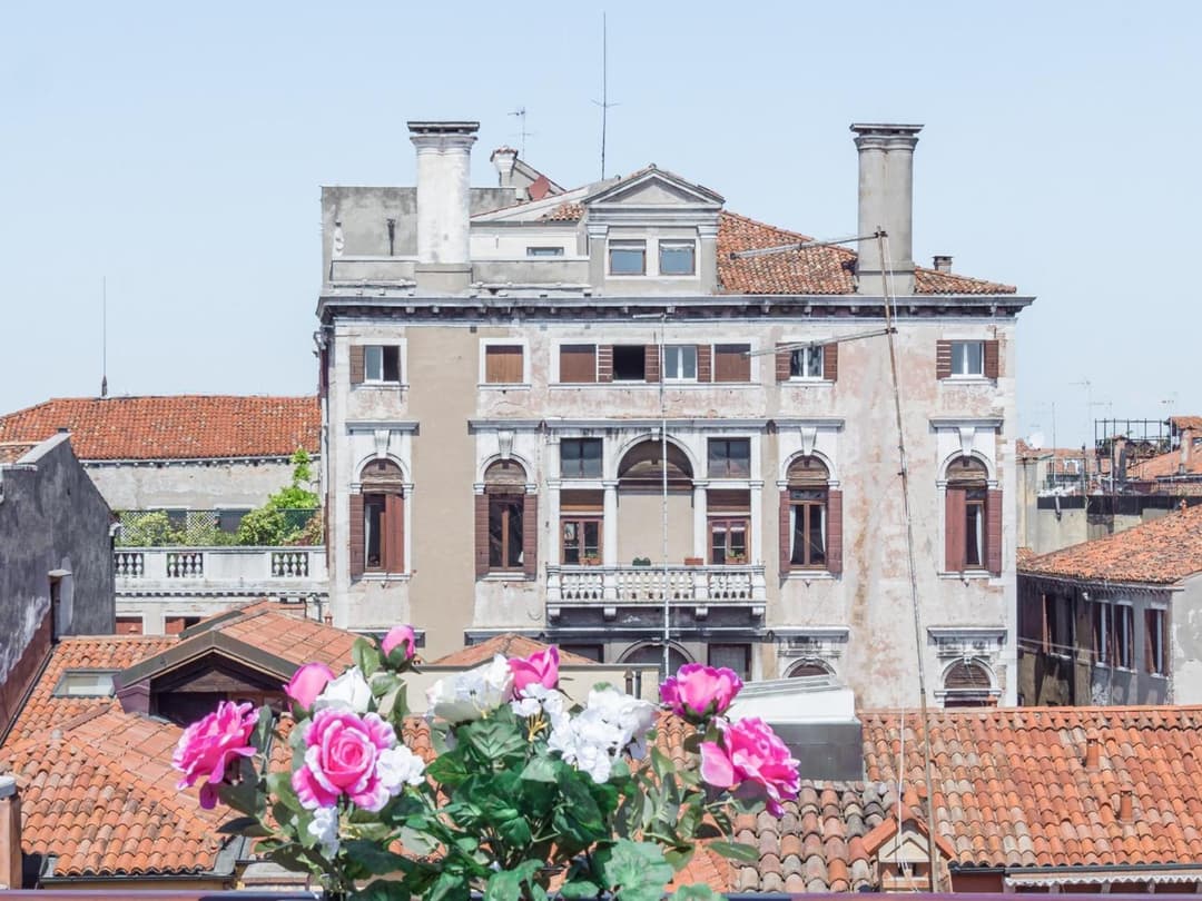 Venice Palace Tintoretto by Wonderful Italy — photo 1 of 1