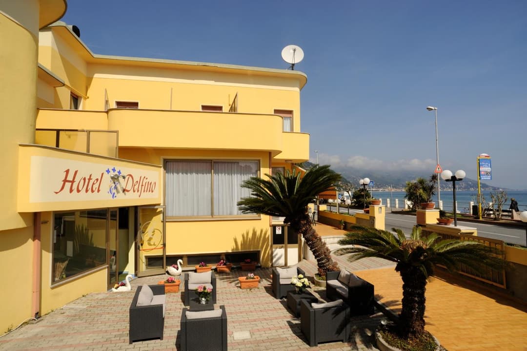 Hotel Delfino — photo 1 of 36