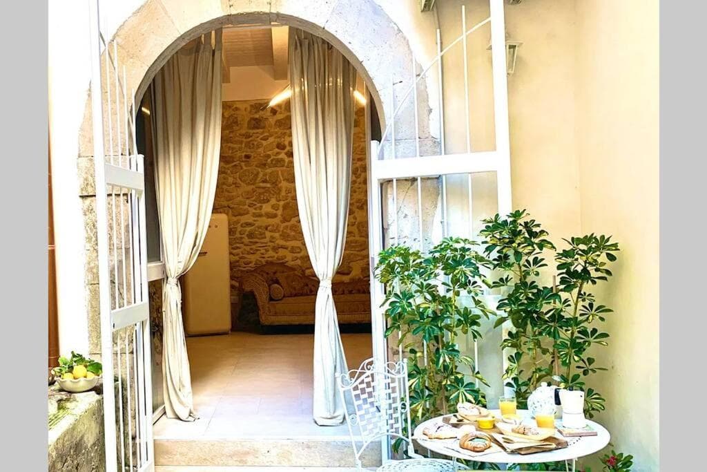 LEMON SUITE Ortigia — photo 1 of 1