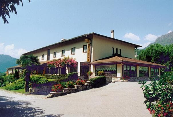 Hotel Merloni — photo 1 of 38