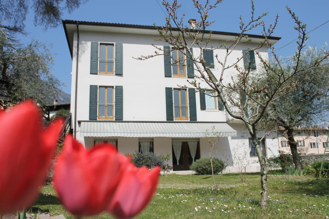 Hotel Garnì Delle Rose — photo 1 of 31