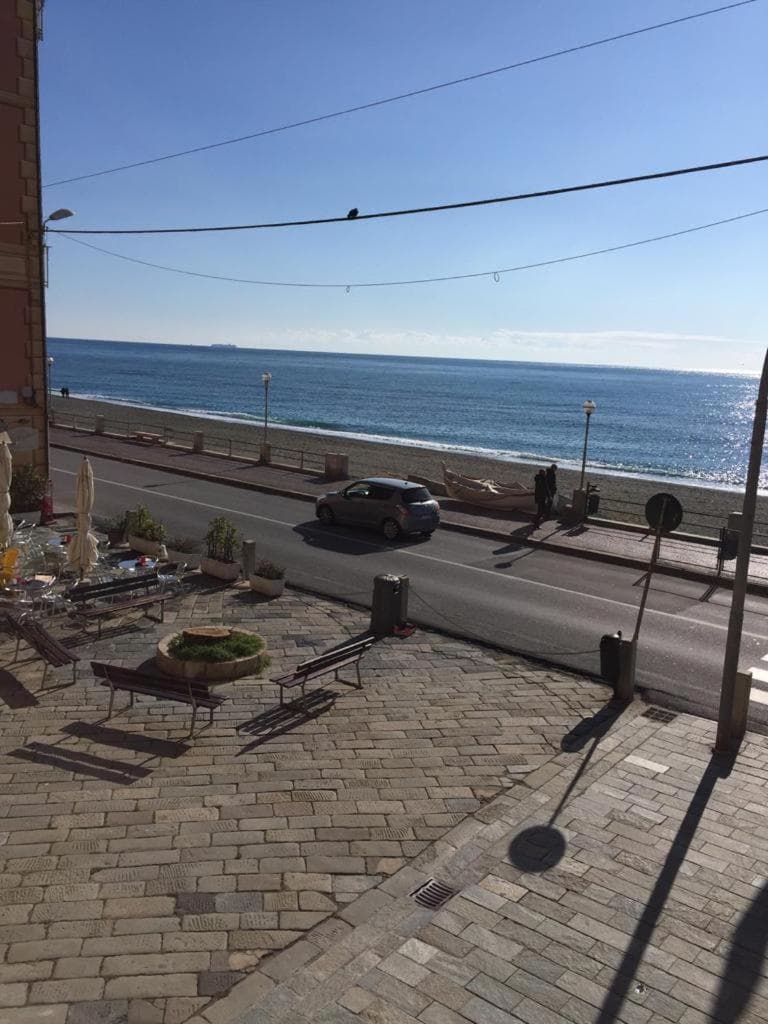 Appartamento piazza Buccelli a 10 mt dal mare — photo 1 of 13