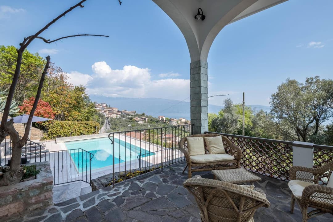 Villa Tosca — photo 1 of 29