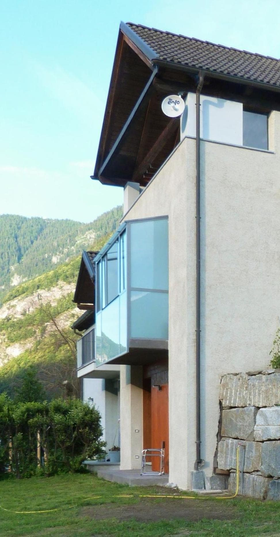 Maison 4 soleil. Casa design luce e natura — photo 1 of 37