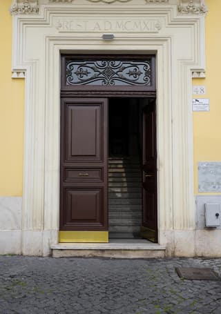Farnese 48