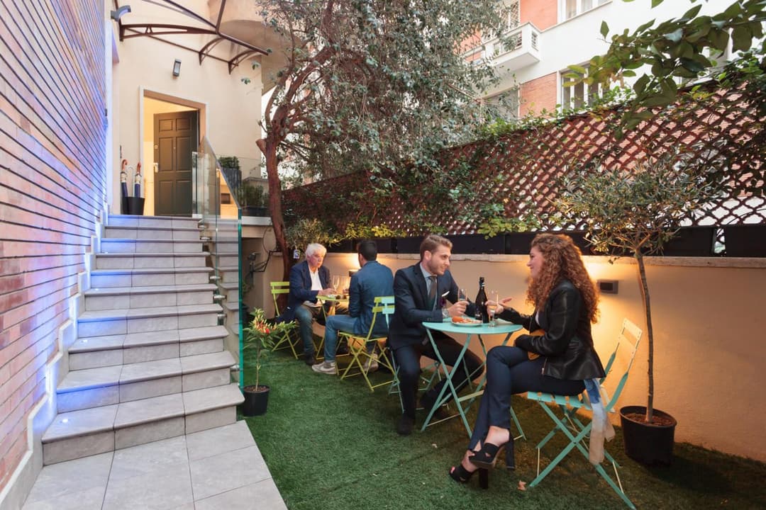 Home Holidays Rome - 3 deluxe apartments in Vatican area — photo 1 of 1