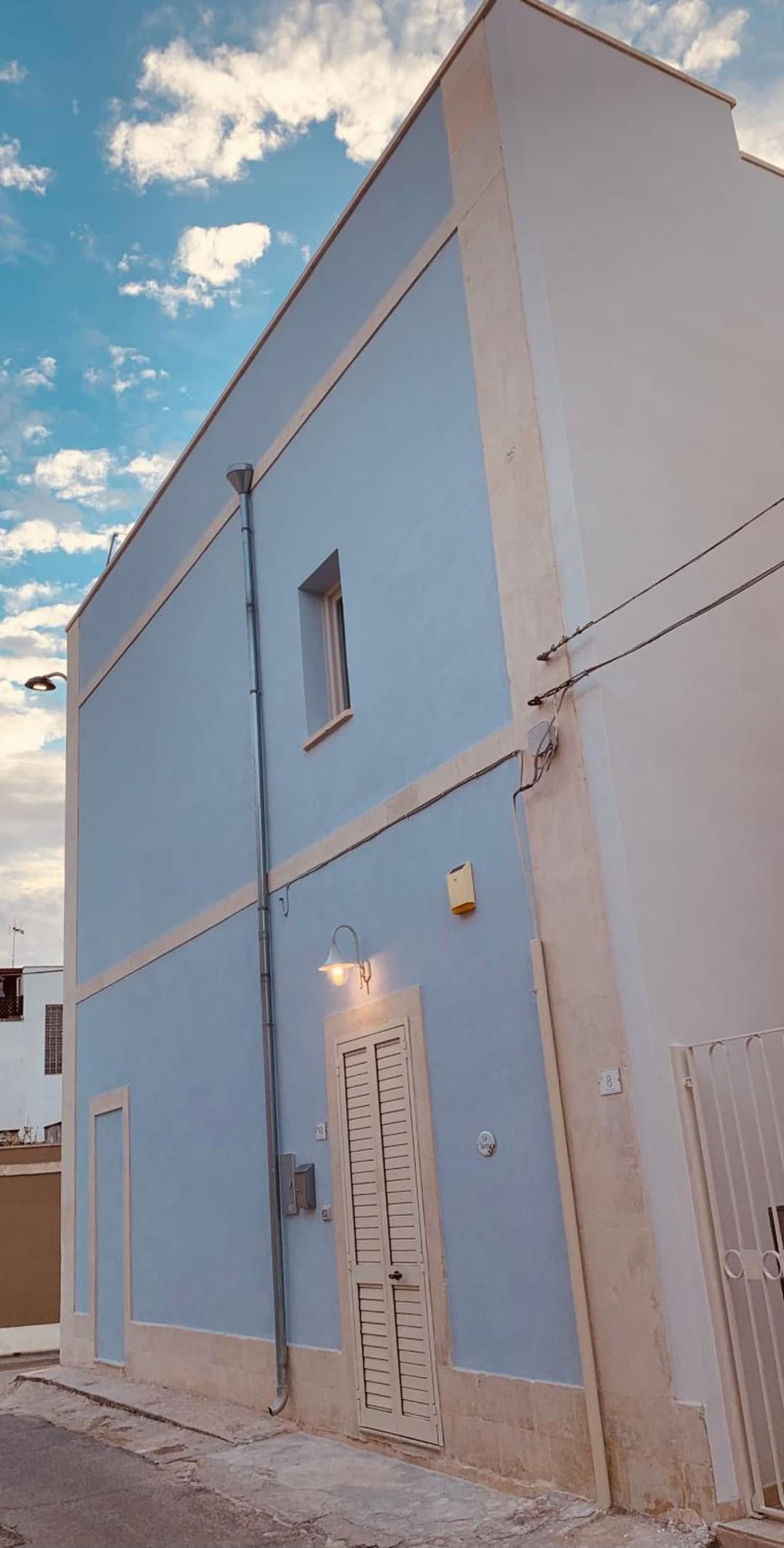 La `Ssuta — photo 1 of 1