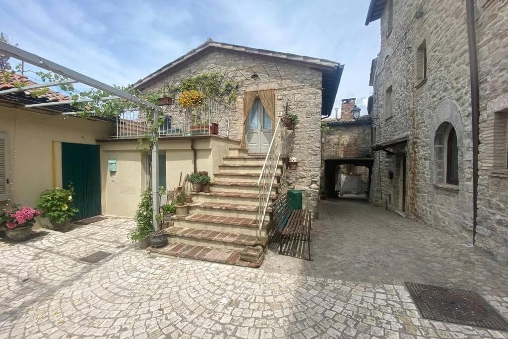 La casina del vicolo — photo 1 of 24