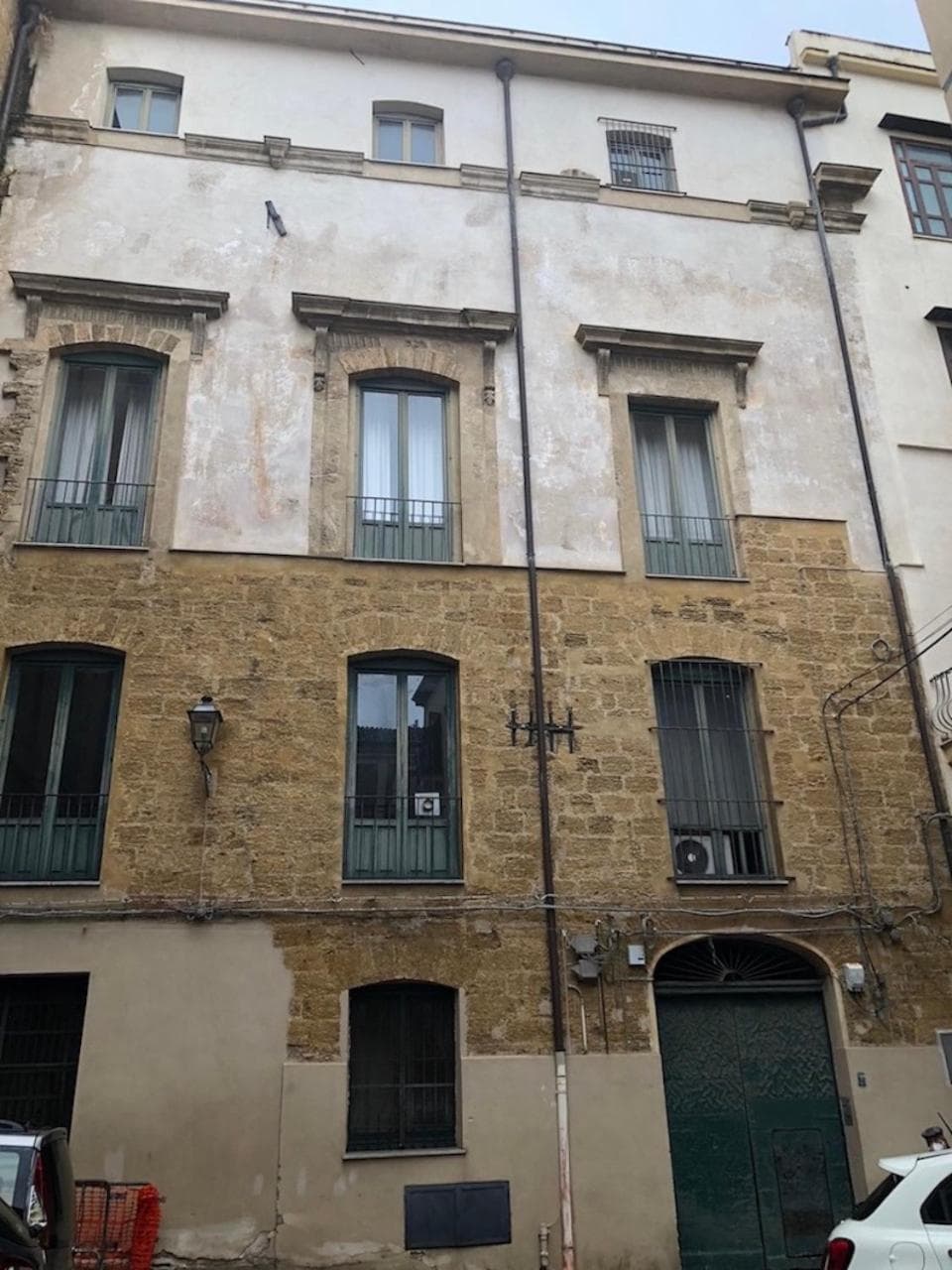 Casa di fronte la Cattedrale — photo 1 of 1