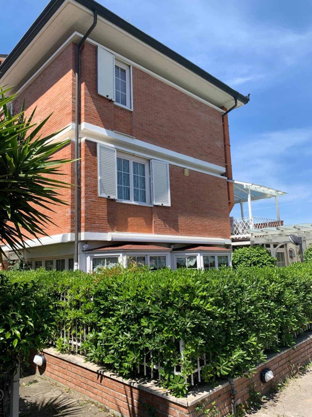 Maison Renée Viareggio — photo 1 of 56