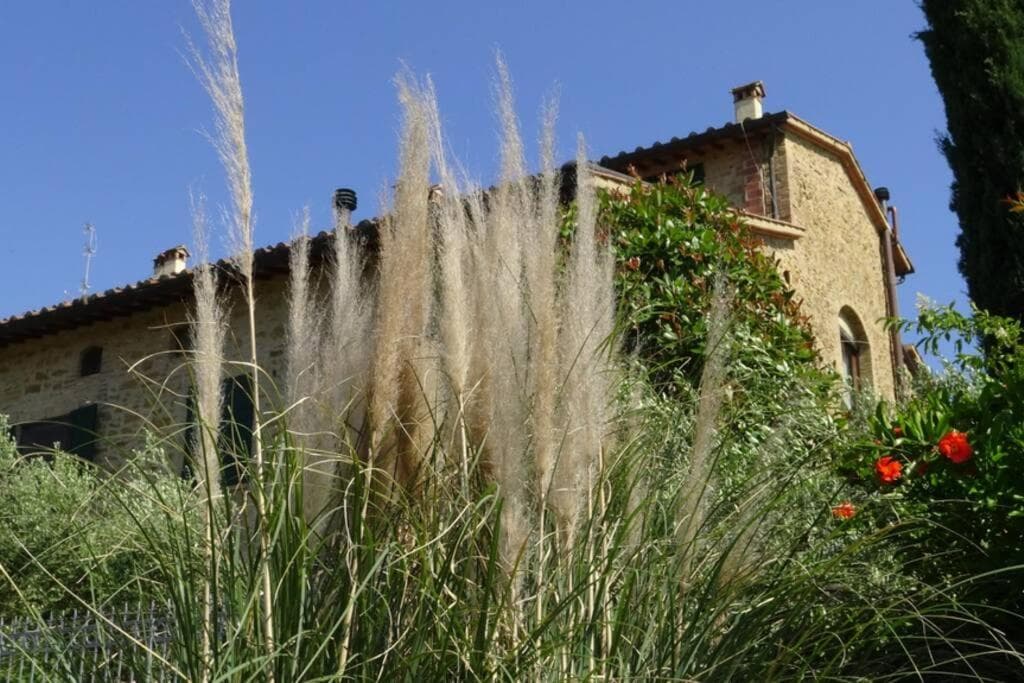 Casa Leonardo, Montaione, Mura — photo 1 of 1