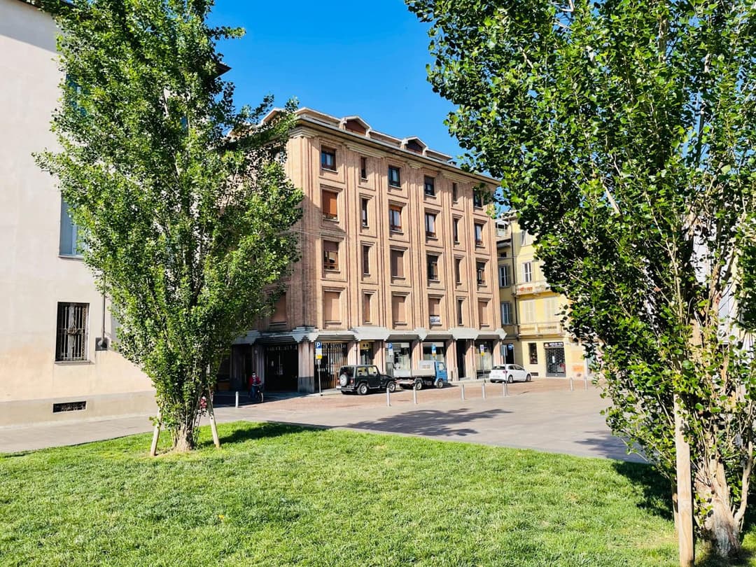 PILOTTA's Balcony — photo 1 of 19