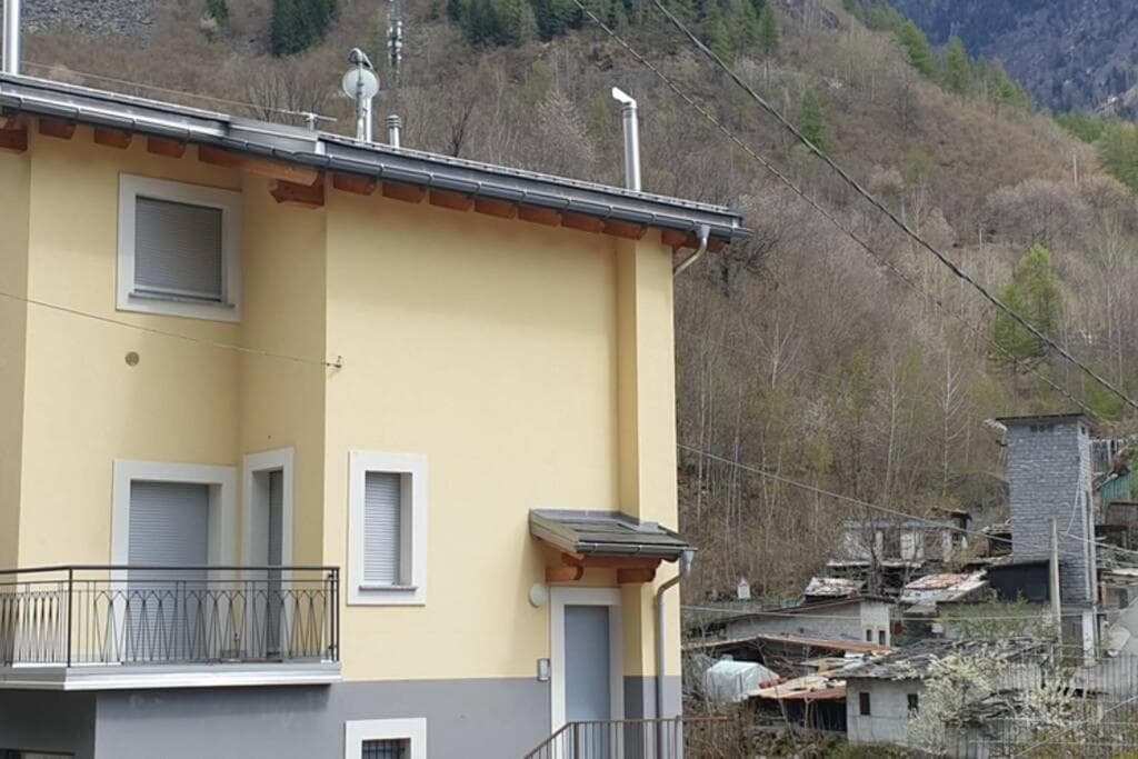 LA FINESTRA SUL FIUME-GRAZIOSA MANSARDA.CIR 014O74 — photo 1 of 1