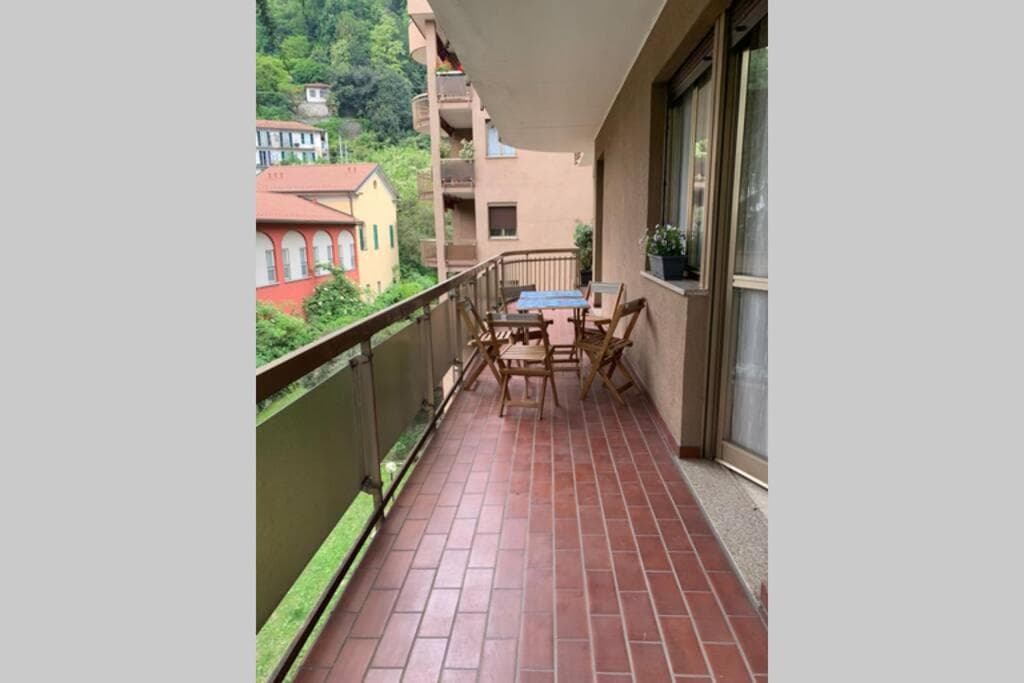 Lario Promenade: family friendly apartment in Como — photo 1 of 1