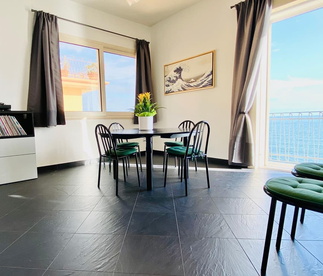 GuestHost - Bright Apartment with Sea View Balcony — photo 1 of 1