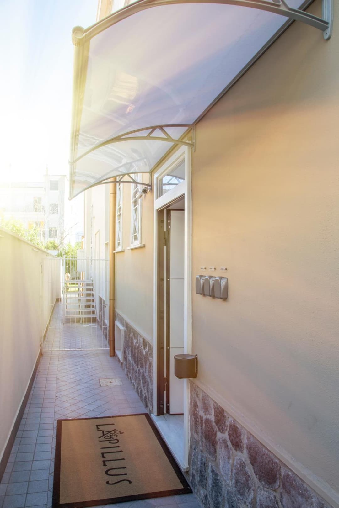 B&B Lapillus — photo 1 of 1