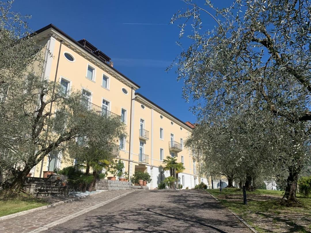 Aparthotel Englovacanze — photo 1 of 1