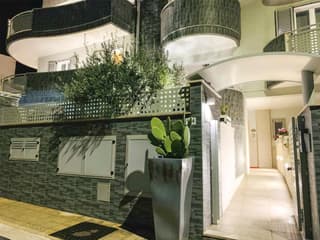 Suite 5 Monopoli