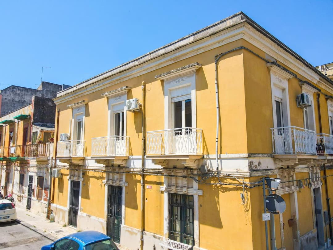 FICU PALACE — photo 1 of 1