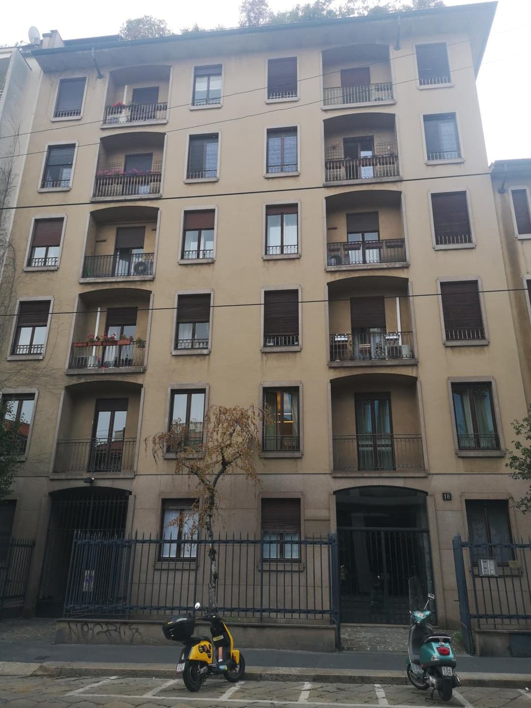 LA CASA COLORATA - Flats in Milan - Porta Romana — photo 1 of 1