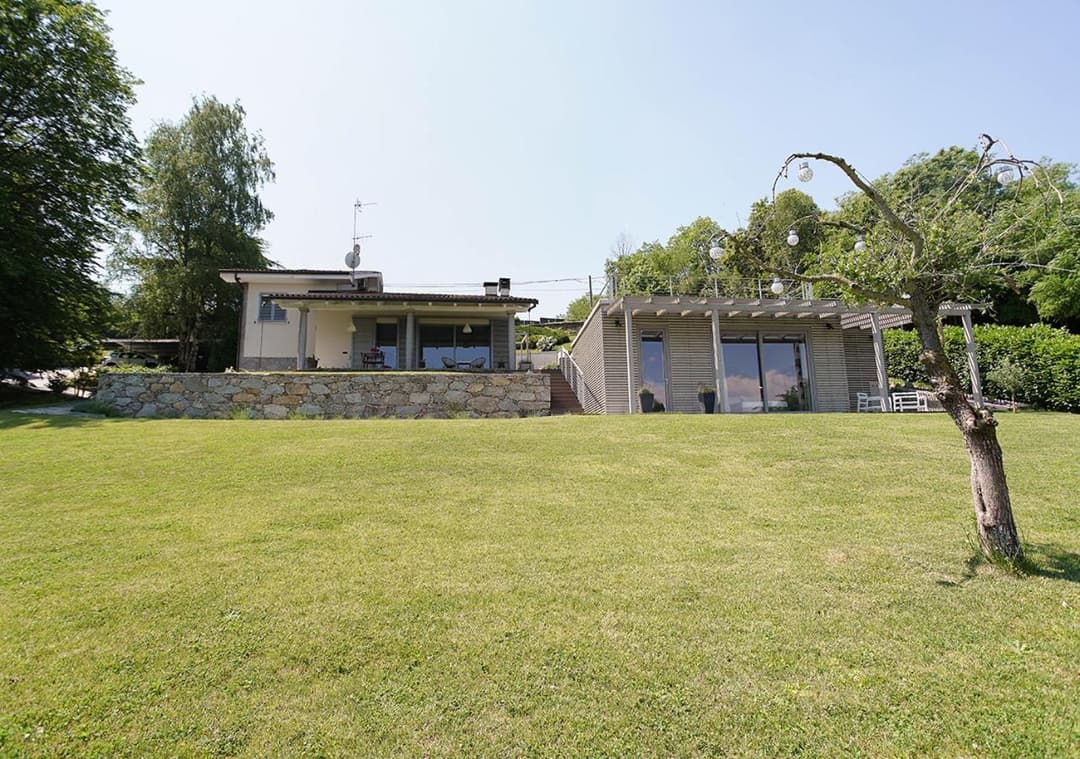 The Lake House — photo 1 of 1