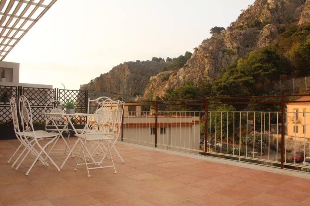 casalucefalu — photo 1 of 1
