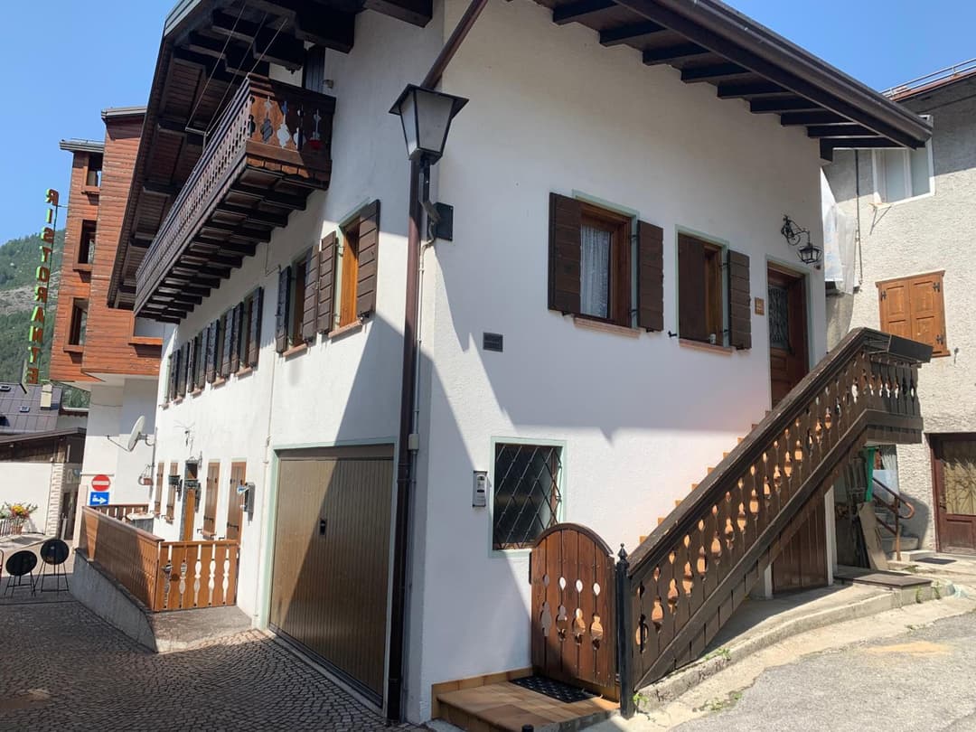 Tizzi Home — photo 1 of 1