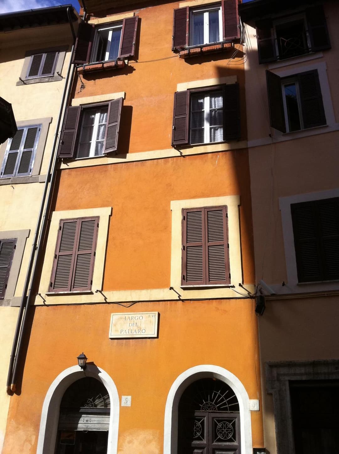 Piazza Navona Beautiful Apartment — photo 1 of 1