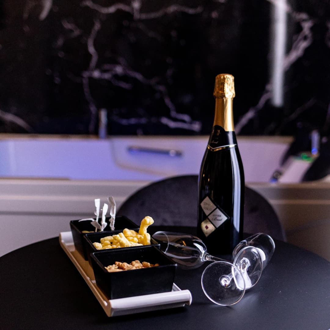Maximum Suite & Spa — photo 1 of 1