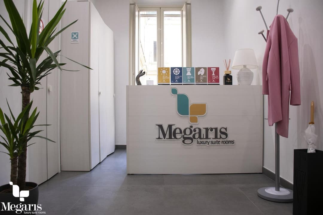 Megaris Luxury Suite Rooms — photo 1 of 1