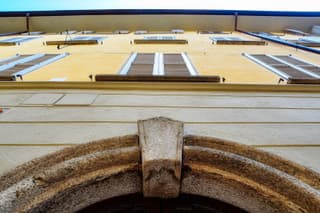 Caesar Suites by "The House Of Travelers"