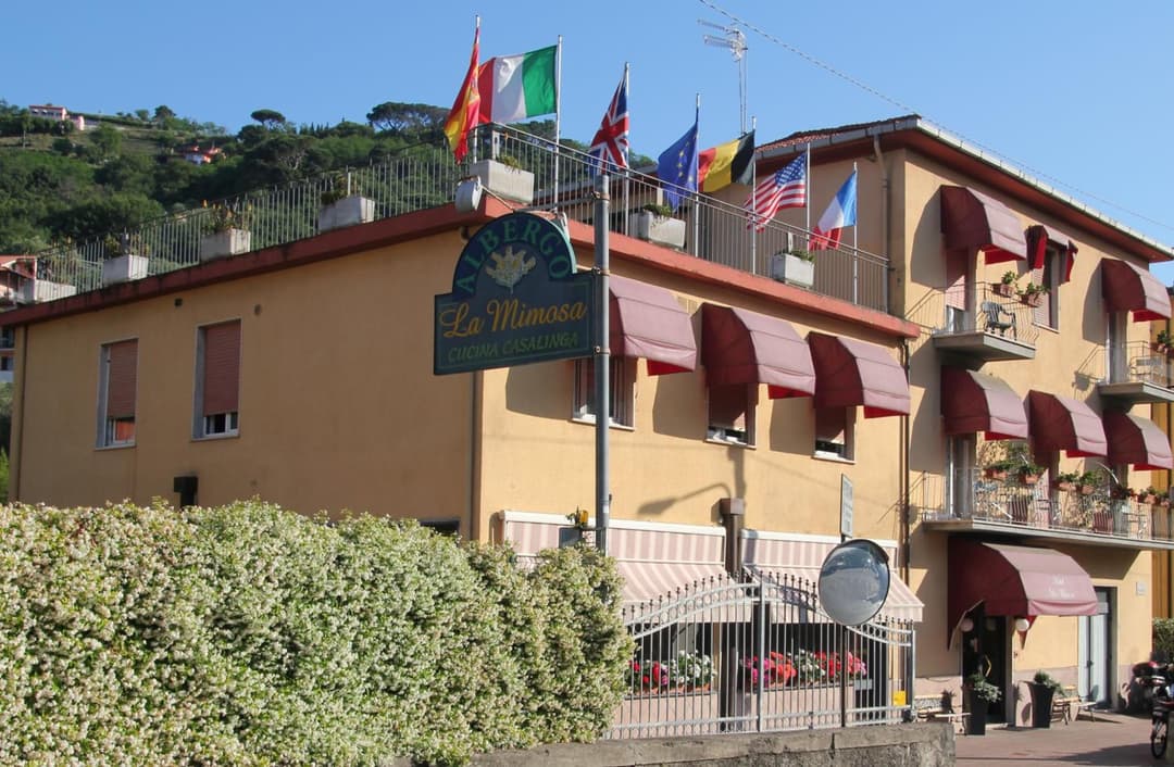 Albergo La Mimosa — photo 1 of 27
