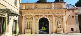 Palazzo Mantua Benavides Suites & Apartments