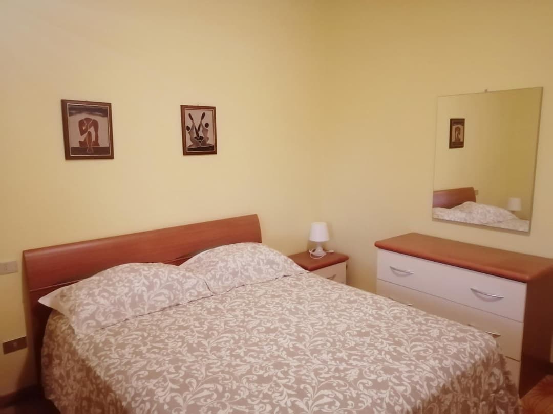 Elena Rooms — photo 1 of 1