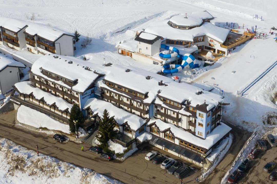 Sporting Hotel — photo 1 of 91