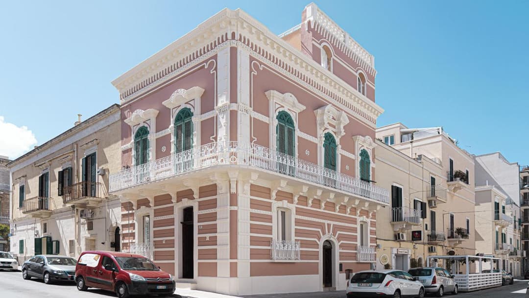 Palazzo Palasciano — photo 1 of 23