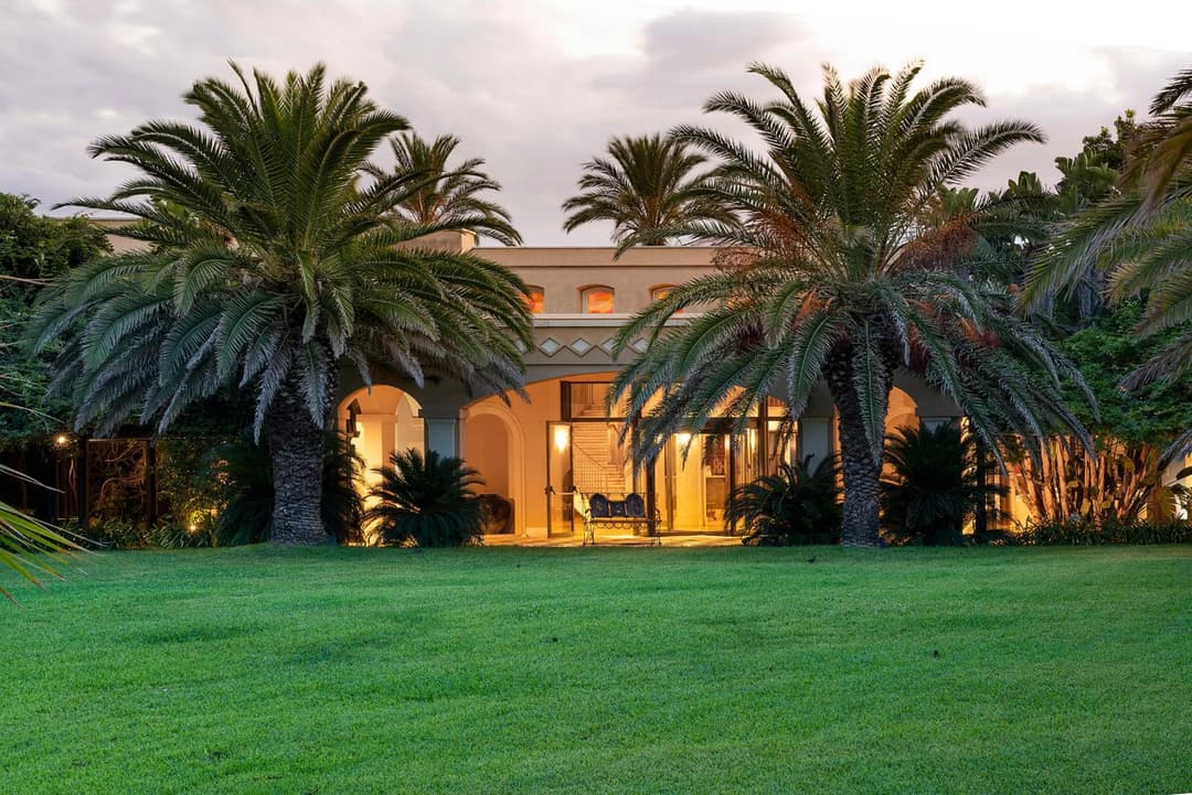 Romano Palace Luxury Hotel — photo 1 of 1